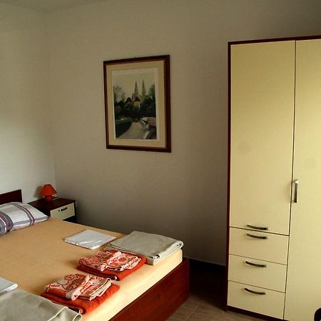 Apartment Alice Новалья Экстерьер фото